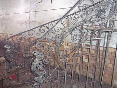 Процес виготовлення кованих перил — Дюссельдорф, фото №5. Ковані перила Кельн